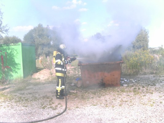 Foto zum Einsatz Containerbrand