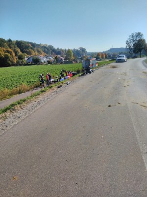 Foto zum Einsatz VU PKW Überschlagen