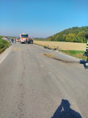 Foto zum Einsatz VU PKW Überschlagen