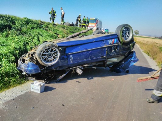 Foto zum Einsatz VU PKW Überschlagen