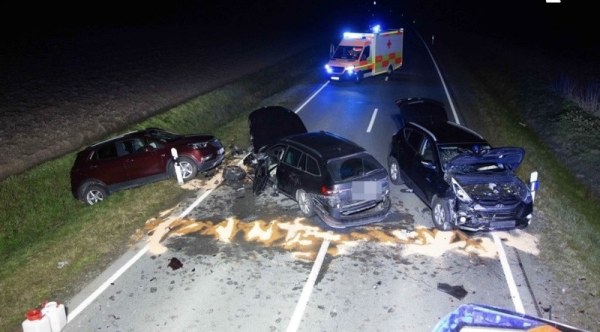Foto zum Einsatz Verkehrsunfall mit mehreren PKWs