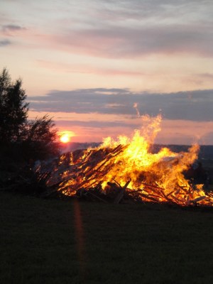 Foto zum Termin Sonnwendfeuer
