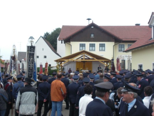 Foto zum Termin Fahnenweihe Perbing