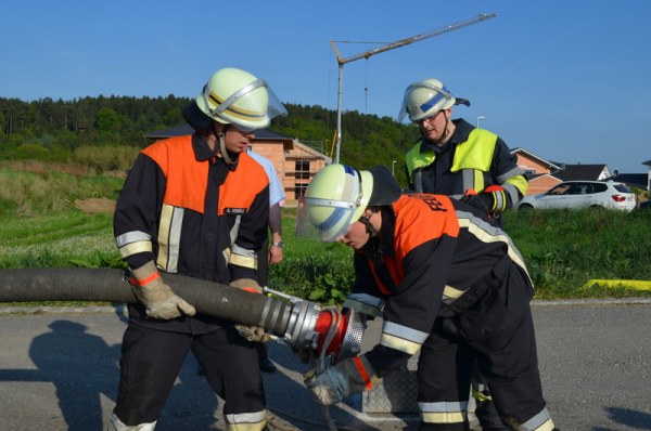 Foto zum Termin Leistungsprüfung "Die Gruppe im Löscheinsatz"