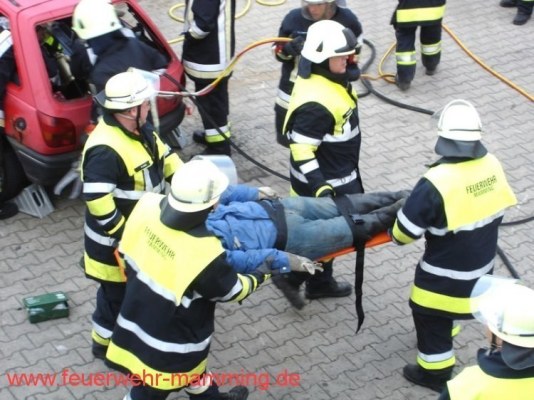 Foto zum Termin Gemeinschaftsübung THL mit FF Landau