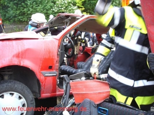 Foto zum Termin Gemeinschaftsübung THL mit FF Landau