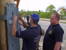 Maibaum einholen und aufstellen