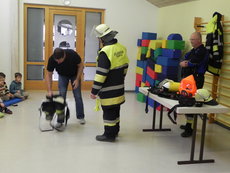 Einsatzübung im Kindergarten Mamming