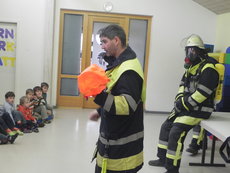 Einsatzübung im Kindergarten Mamming