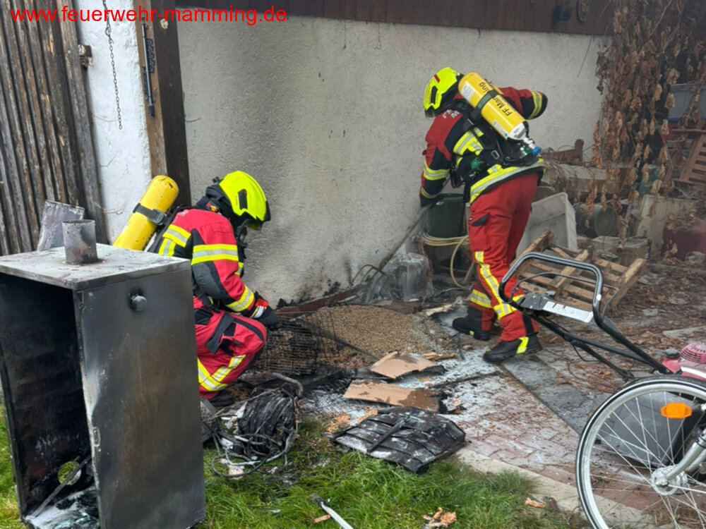 Brand einer Gartenh&uuml;tte, 05.12.2025